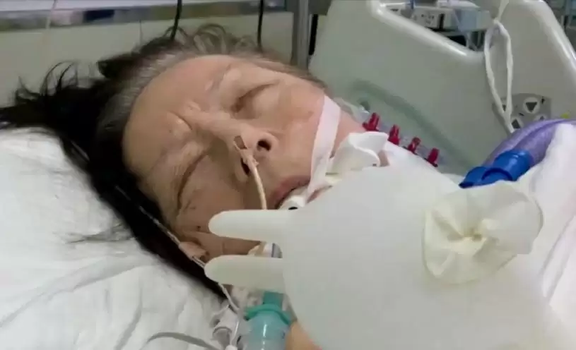 老妇甫到中国中风病危  住院每日千元包机回国天价  女儿哀哭不知所措
