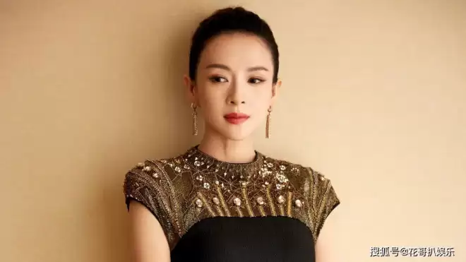 章子怡曝出新瓜，谣传她被以前外国情人控制....