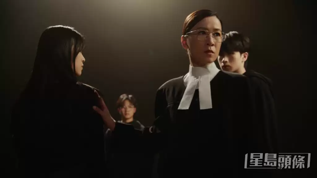 正义女神丨佘诗曼率八大新生代拍宣传片 视后级眼神戏震撼曝光 与契爷许绍雄暖心对望成焦点