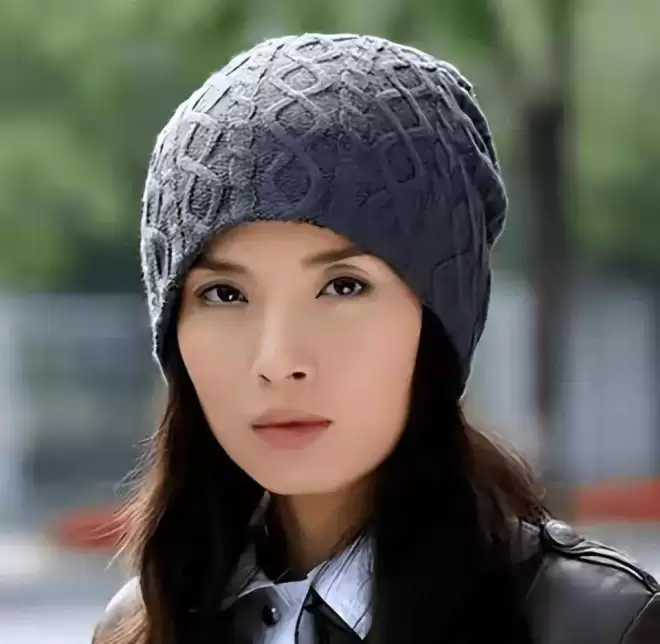 她26岁成双料影后,二婚靳东生两子,今48岁美得自信从容