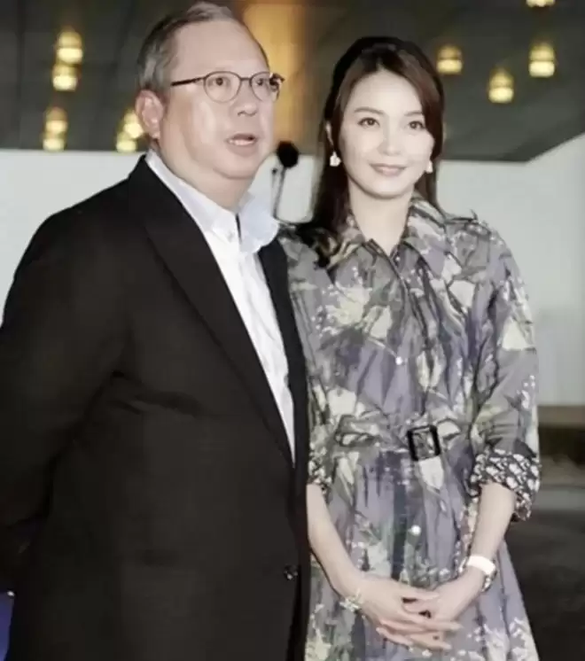 黎明出道40周年纪念演唱会开锣，林建岳携女友捧场，张学友送花篮