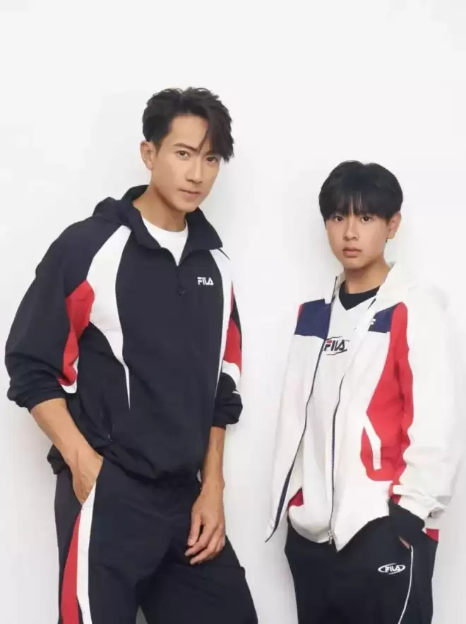 吴尊疑举家移民墨尔本，13岁儿子疯长颜值高