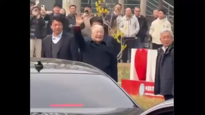 温家宝罕见公开露面 传递多项关键信号