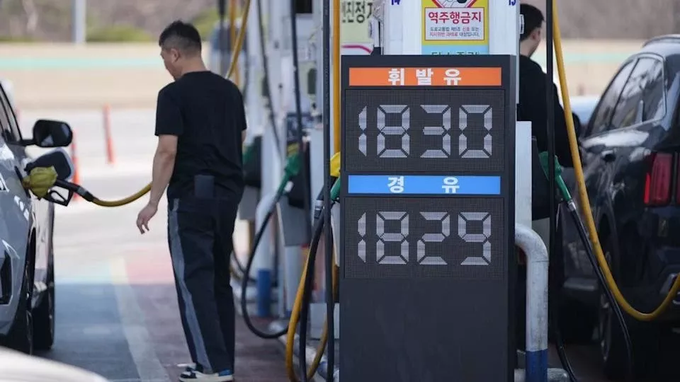 油价狂飙逼$120 韩国要抛大招了：限制民众开车！