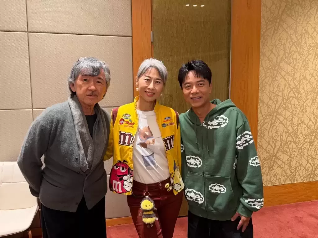 李克勤星洲开骚遇“偷袭”吓亲  Gin Lee、林子祥与叶蒨文轮住撑场