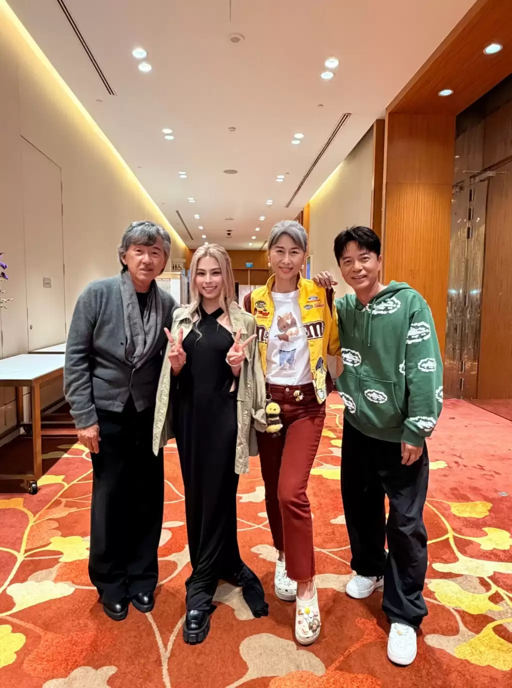 李克勤星洲开骚遇“偷袭”吓亲  Gin Lee、林子祥与叶蒨文轮住撑场