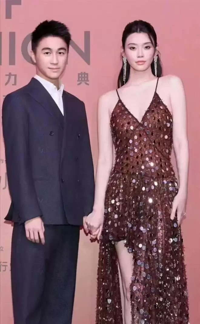 奚梦瑶提离婚,何猷君掀桌子,私生子传闻真相大白