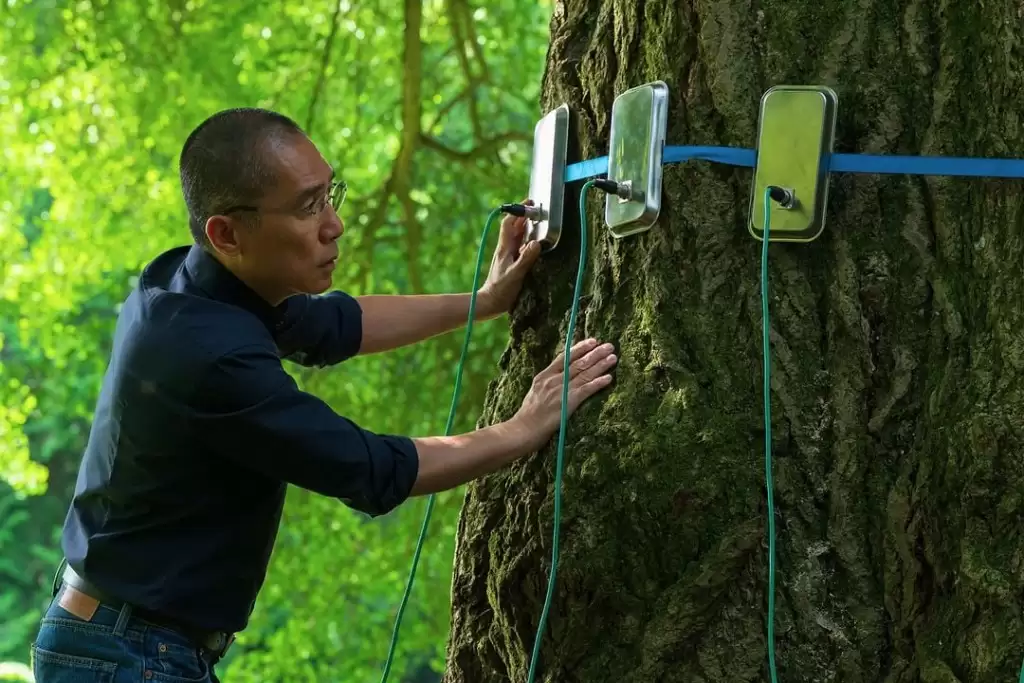 梁朝伟放下“社恐”大方派心  自剖演艺三阶段︰已走出舒适圈  退休作要拍“开心戏”