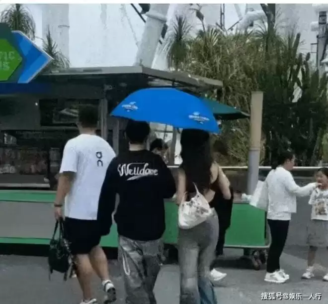 黄晓明又新恋情!网友:他是离开女人就睡不着觉吗?