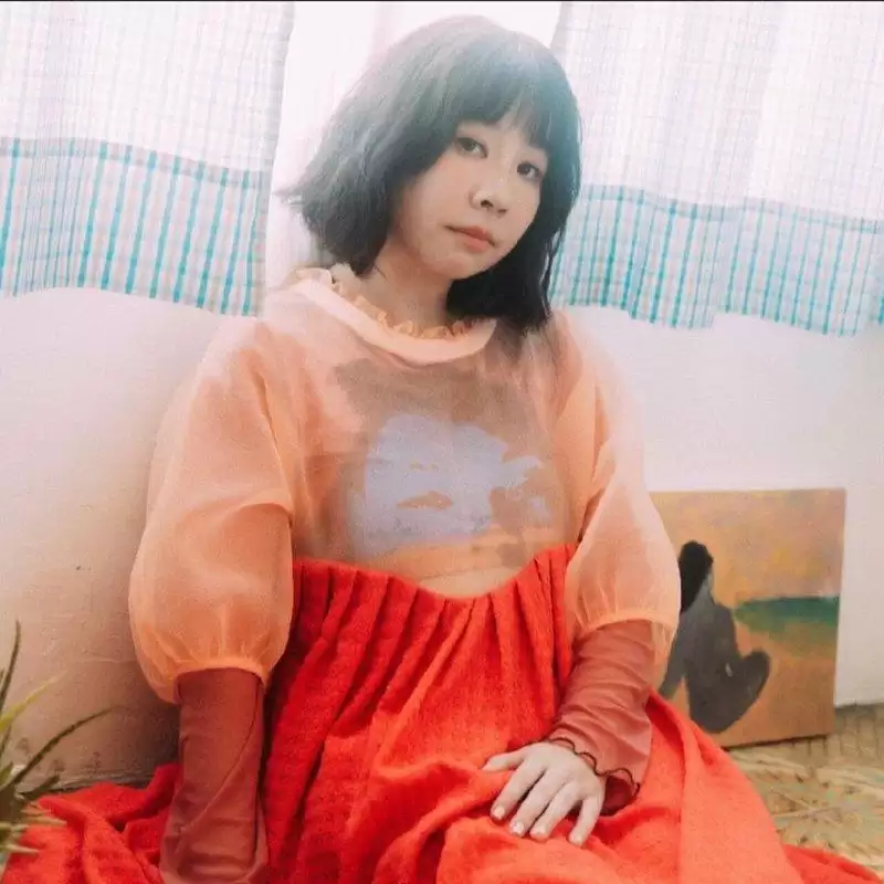 老板五月天躺枪 女星失控暴呛网友 认错愿主动退出歌坛