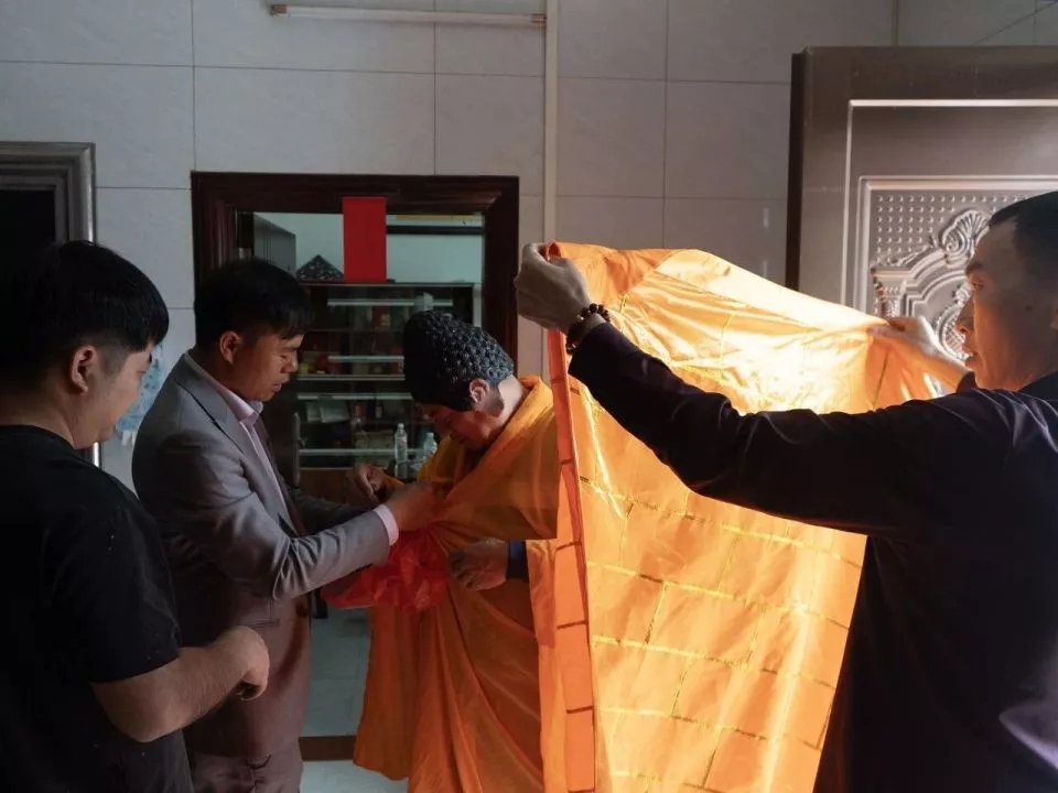 路在脚下，他们真把人生拍成了《西游记》 全网热议