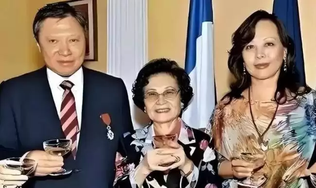 曾是中国女首富：2个女儿惨死3个儿子反目