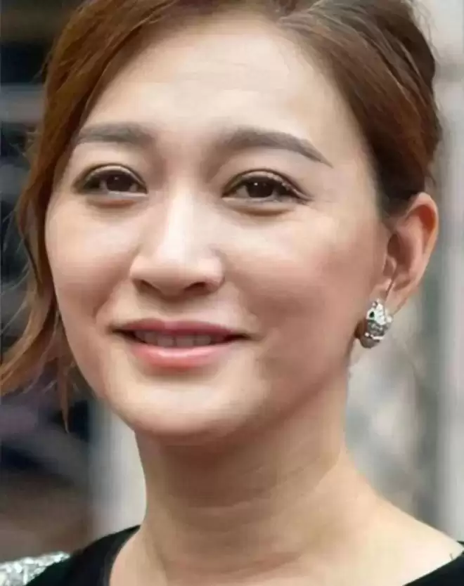 滤镜破碎！贾静雯舒淇李小冉真实状态曝光