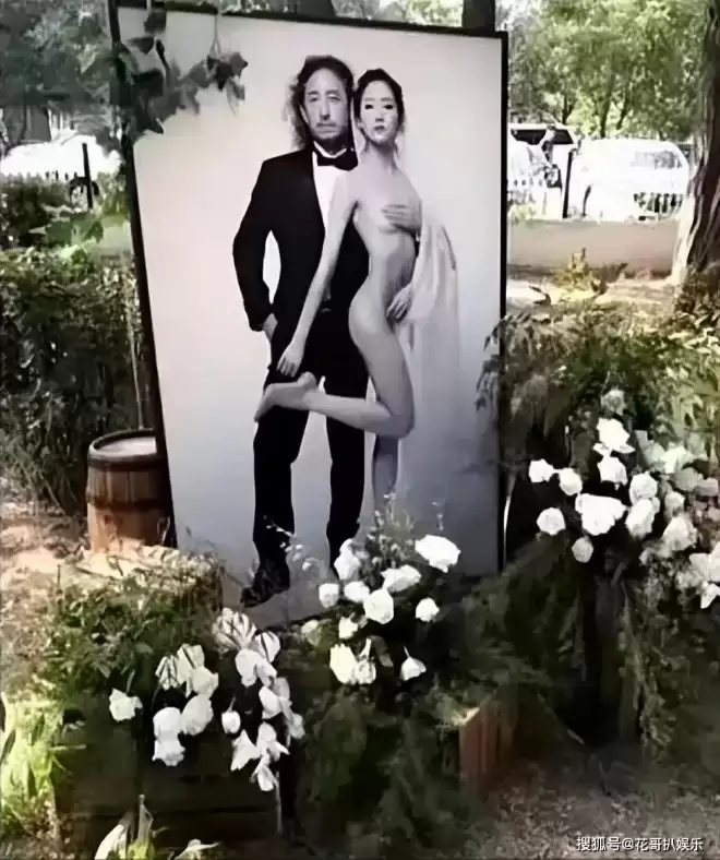 裸照当结婚现场迎宾照，三宝万千惠的畸形婚姻...