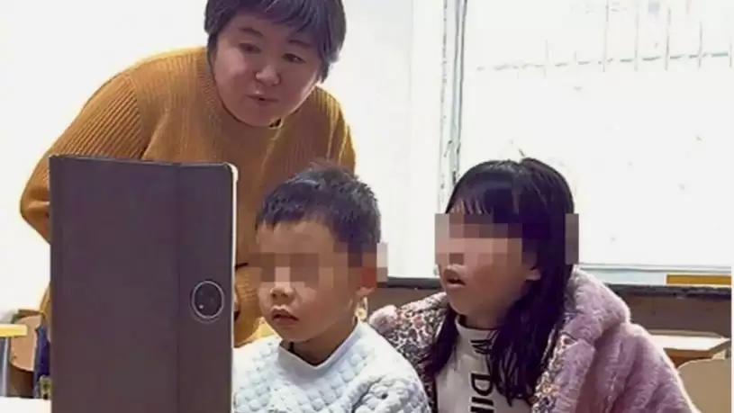 长春姐弟遭遗弃托管班两年 负责人欠债仍坚持照顾