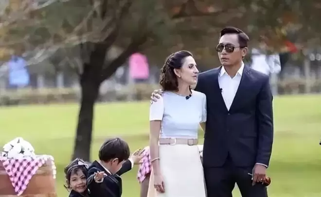 刘烨:妻子患重病3年不接戏,如今妻子47像57仍不离不弃