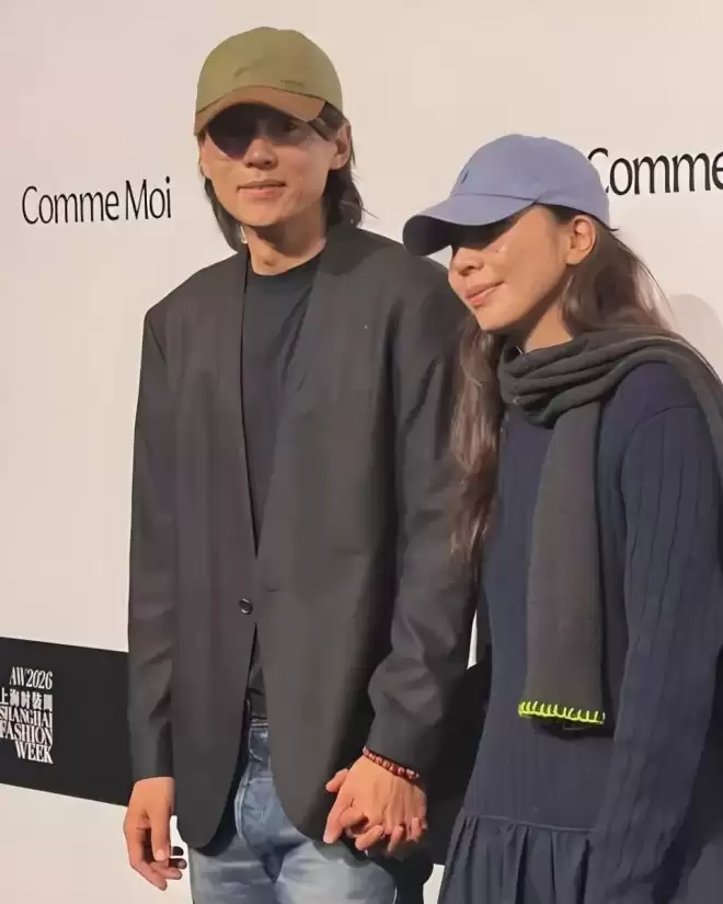 因为Q女士爆料了,张婉婷决定不离婚,这什么脑回路?