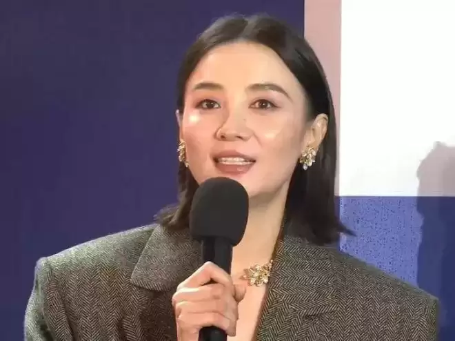 北影节开幕式红毯生图来了！舒淇晕妆，高圆圆脸发黄