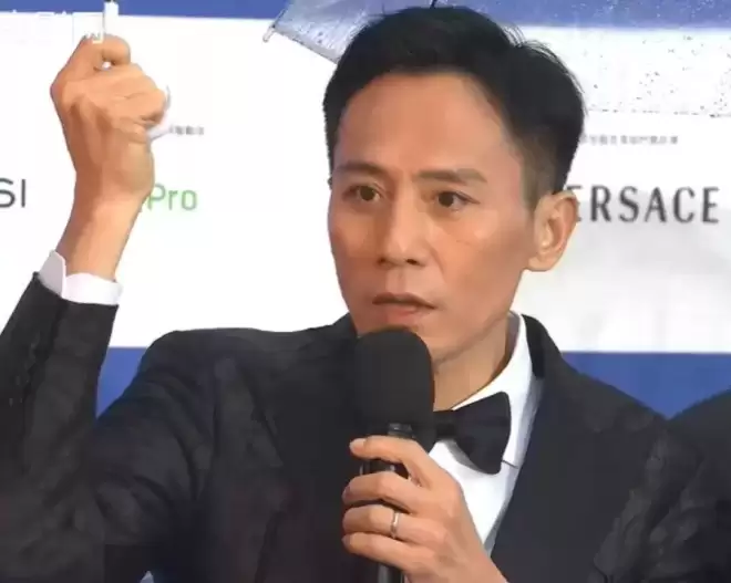 北影节开幕式红毯生图来了！舒淇晕妆，高圆圆脸发黄