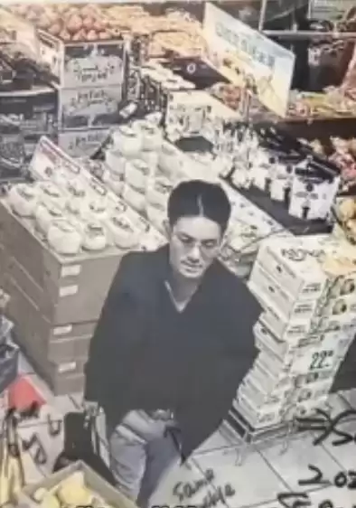 列治文亚裔男在H-Mart"变装"偷肉！“时尚达人”遭超市截图曝光！