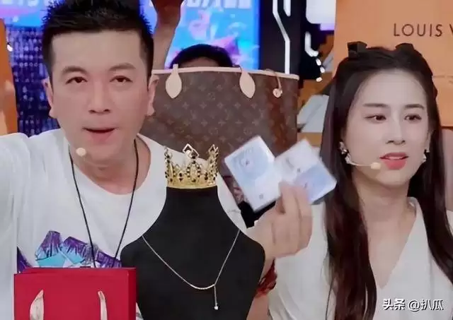 杨家一个举动对待新儿媳 黄圣依果真是跑对了
