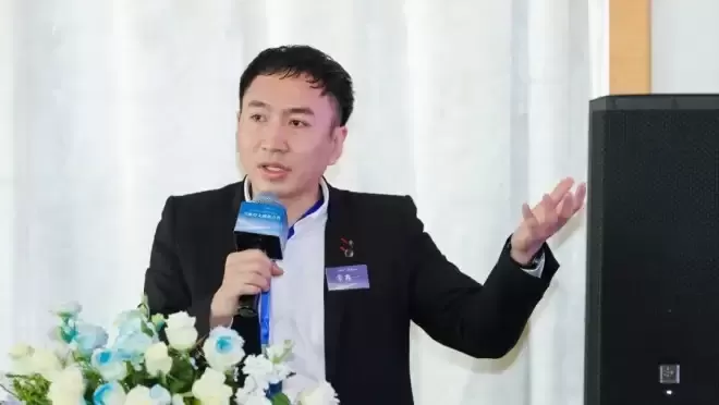 学者：美以透支中东稳定性 人民币结算渐进式爆发