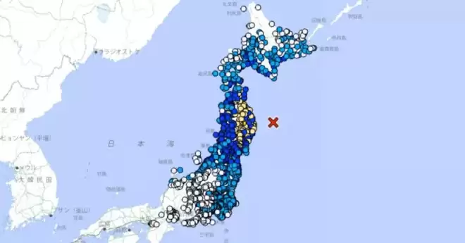 日本7.7强震！震后3小时连8震 外墙坠落刺穿屋顶