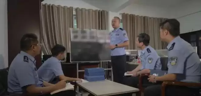 花坛藏尸28年!嫌疑人曾主动发短信催警察"还清白"