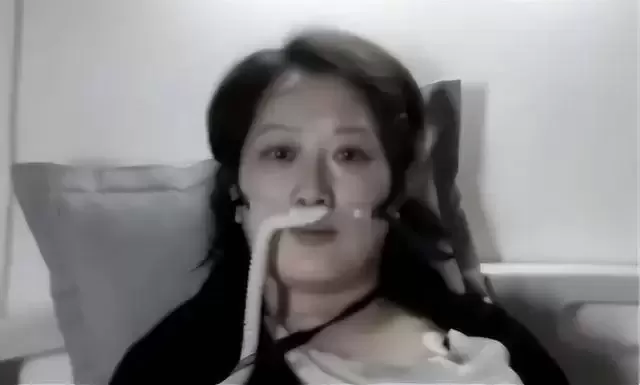 世界首例肺移植产妇去世，医生：她不值得同情
