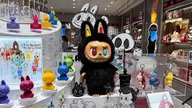 中国新一波"出海"商品:火锅,奶茶与运动服走向全球
