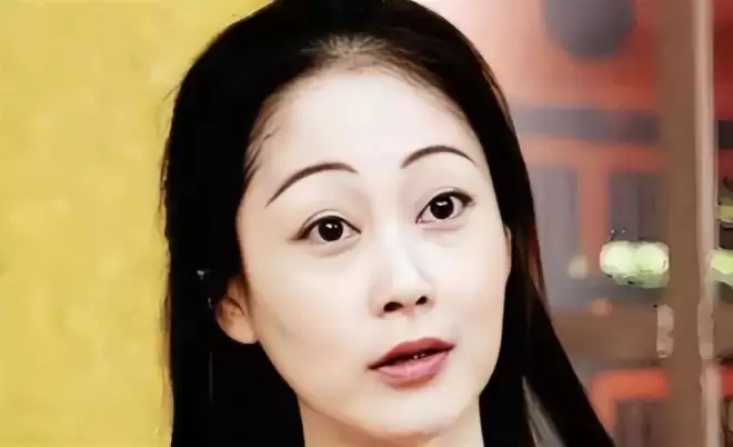 丈夫出轨8次,被闺蜜蒋勤勤背叛,43岁抑郁烧炭自尽