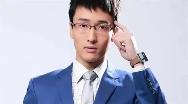江疏影海外产子风波升级，遭正房儿子当众羞辱？