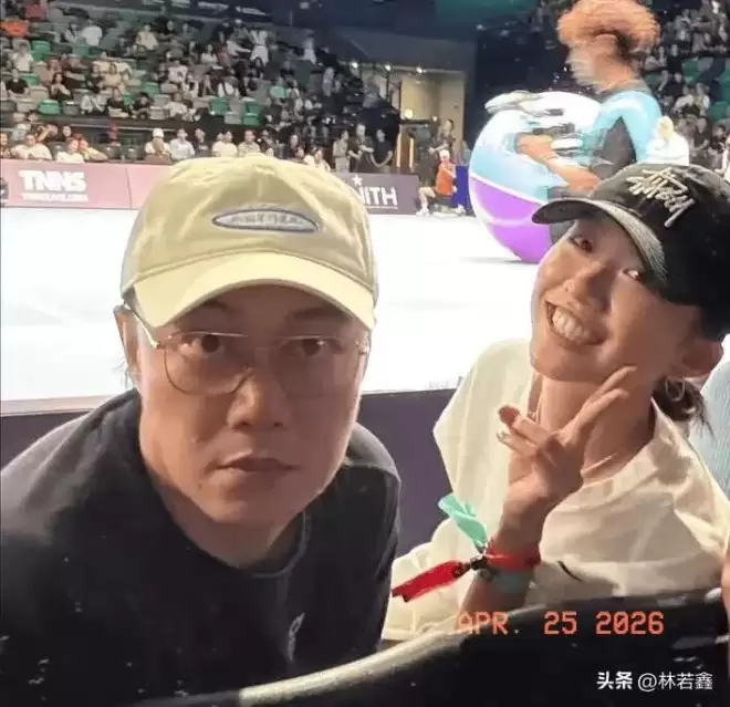 陈奕迅21岁女儿获新人奖，恋情也有了新进展
