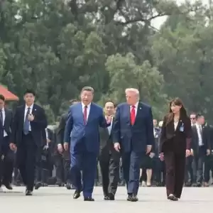川习会场边花絮多 媒体天坛采访困小房间：错过历史时刻