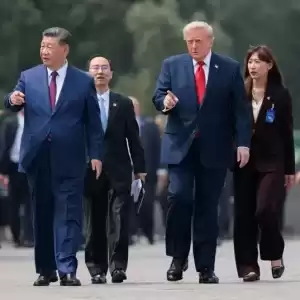 纽时：中美超级强权“并驾齐驱”时刻到来