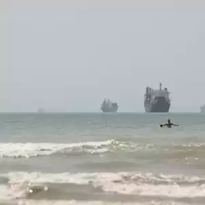 美伊协议恢复荷莫兹海峡航运 并解除海上封锁