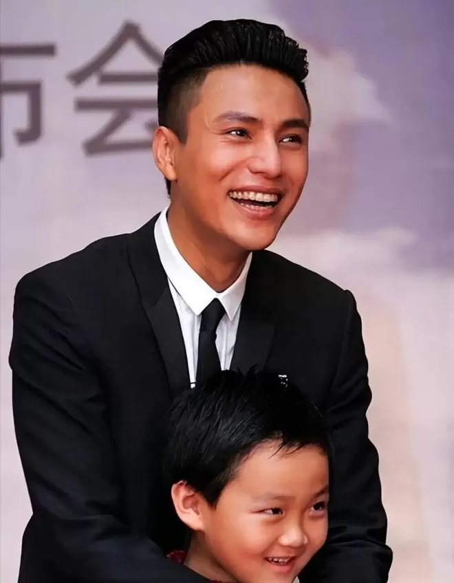 陈坤与周迅结婚传闻水落石出 儿子生母被曝