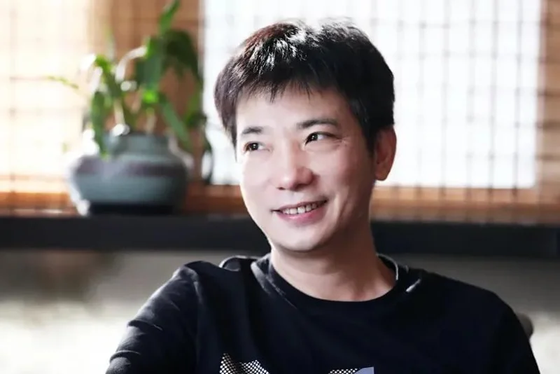 炒币巨亏后赚5亿 套现美图离场 蔡文胜在下什么大棋？