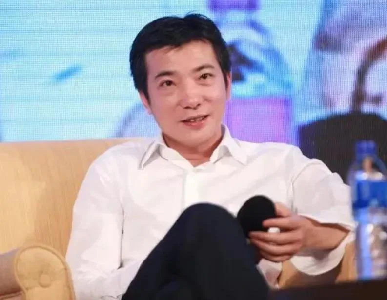 炒币巨亏后赚5亿 套现美图离场 蔡文胜在下什么大棋？