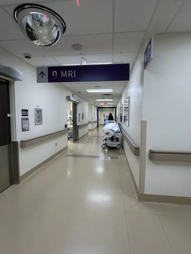 加拿大一年18万急诊患者苦等48小时! 上千人恐活活"等死"!