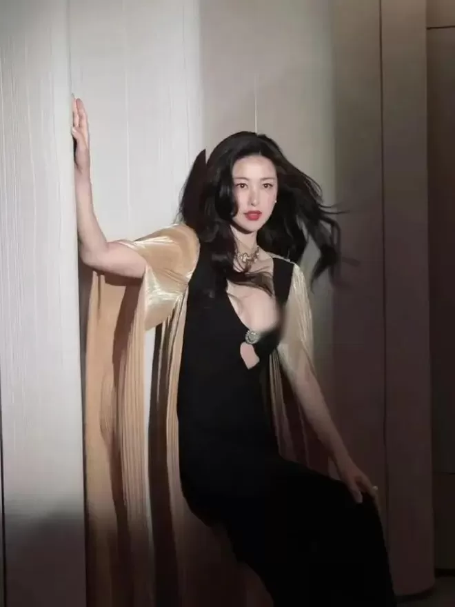 娜扎李一桐宋祖儿纷纷“抛弃”艺名，在这场年度发布会重做“自我介绍”