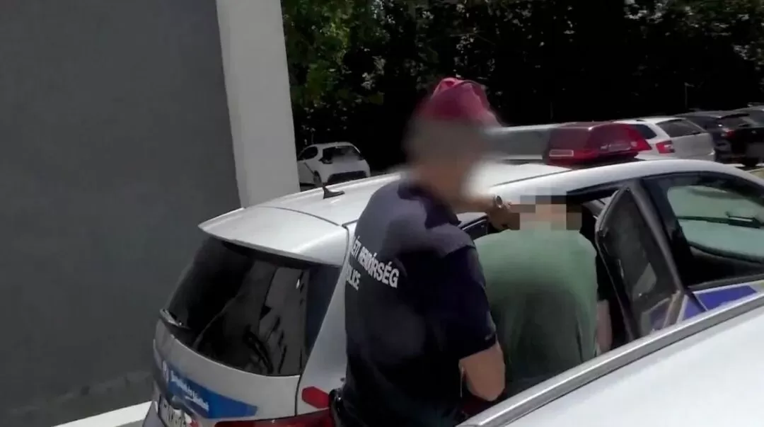可怕! 华人男子快挂了 偷安摄像头后 发现老婆竟给他喂不明液体!