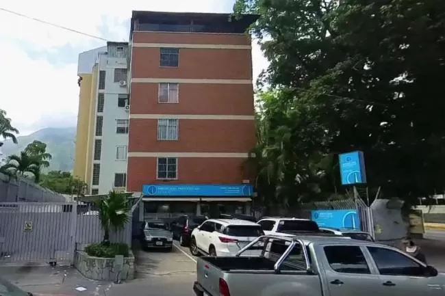 委内瑞拉地震前后卫星图：建筑大面积坍塌