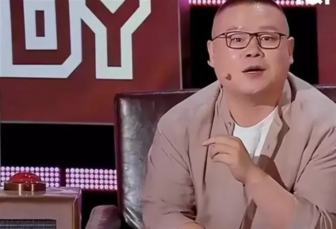 陪玩陪睡只是皮毛!继手伸进裤子后,又一女星自曝,50多都不放过