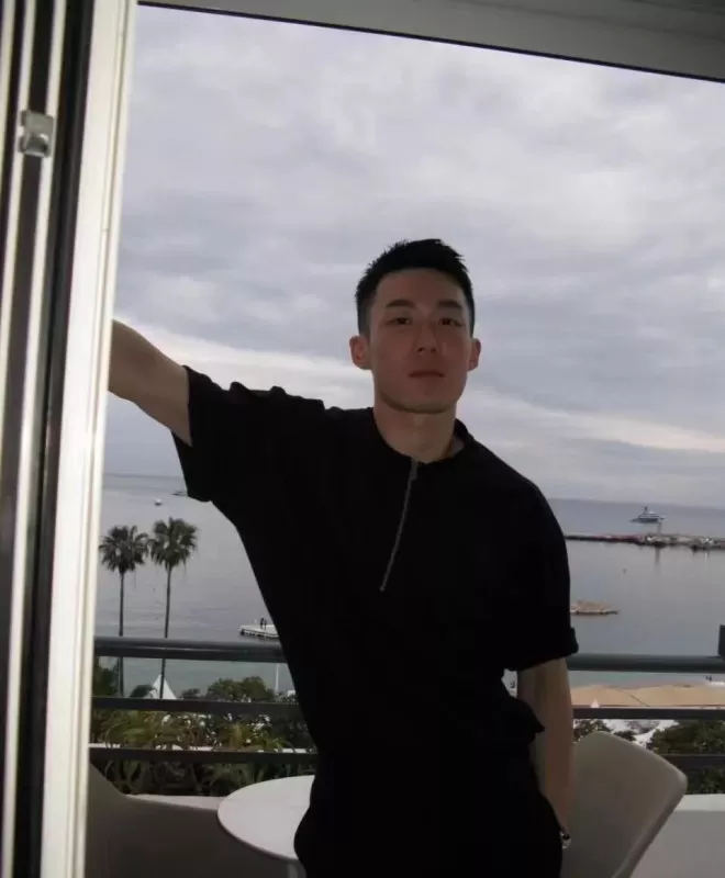 原来他就是杨紫背后的男人，身家上亿是娱乐老总