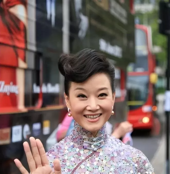 不再隐瞒！李谷一曝光宋祖英走上高位的真相