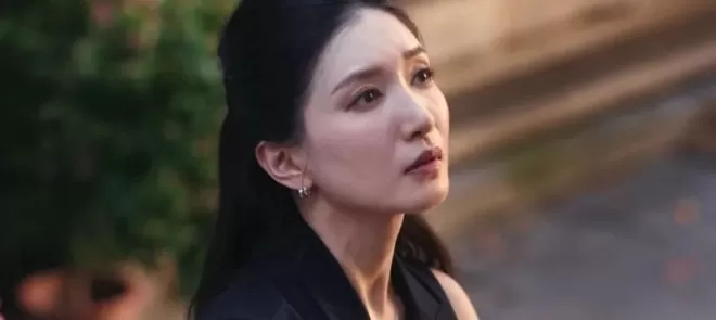 江疏影，靠“恶女”升咖不丢人