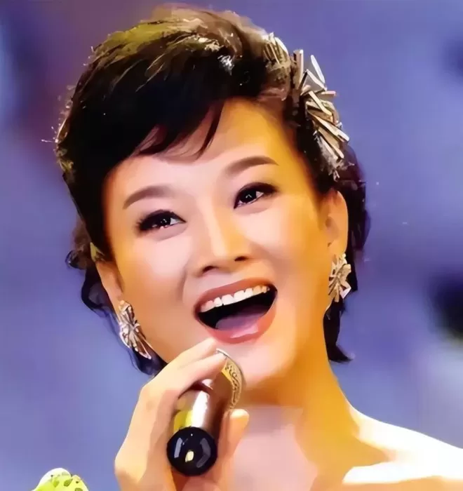 不再隐瞒！李谷一曝光宋祖英走上高位的真相