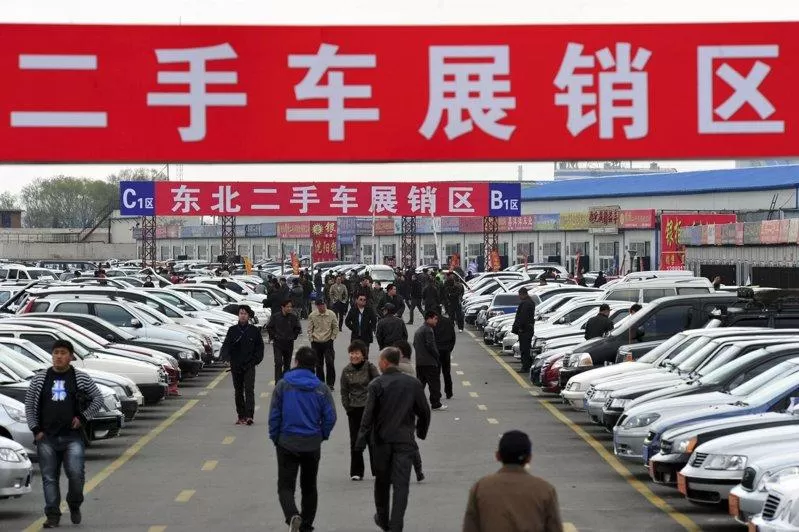 中国豪车保值神话破灭…保时捷Macan中古价暴跌腰斩