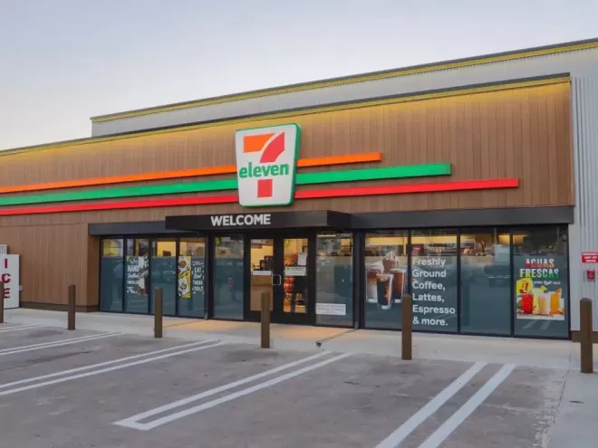 7-11起诉耐克，指控其新鞋配色抄袭7-11标志性颜色